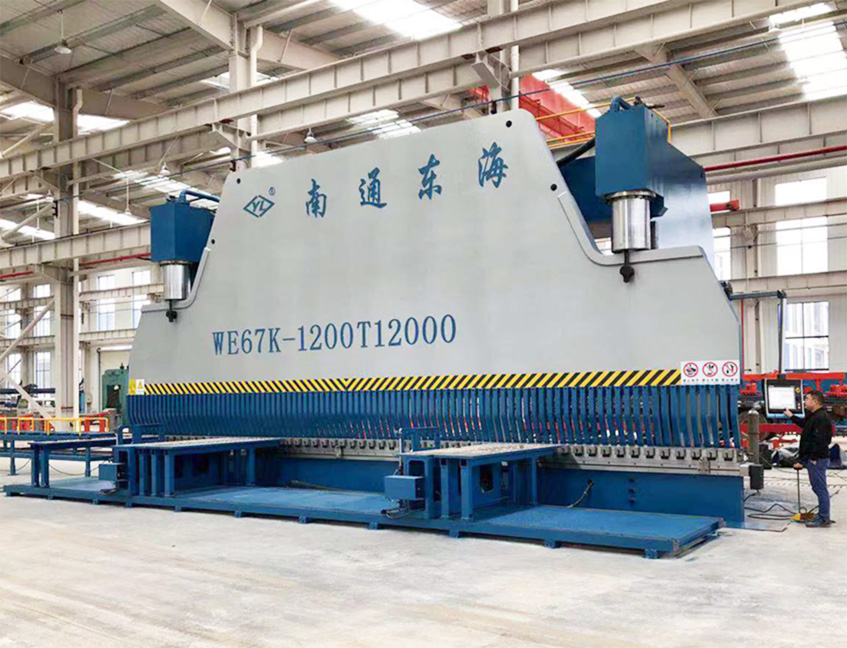 WE67K-1200/12000 heavy duty press brake